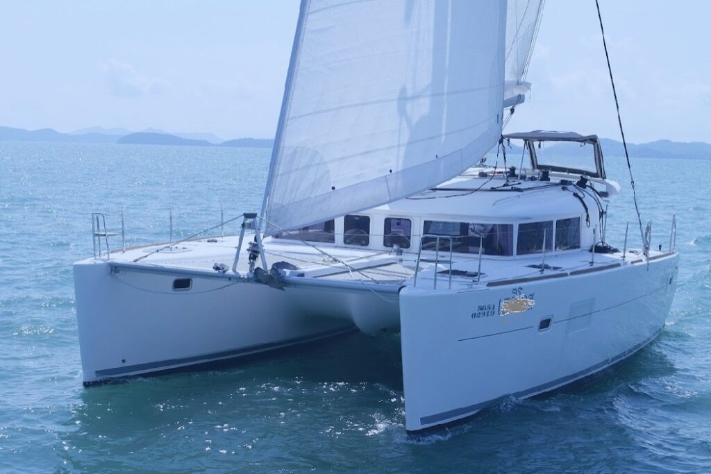 4 bedroom catamaran for rent